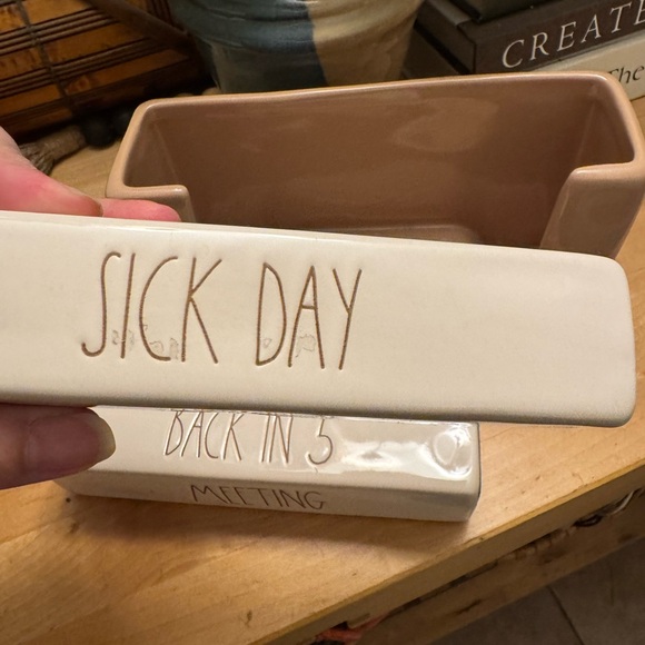 Rae Dunn Ceramic Perpetual Calendar - Picture 6 of 14